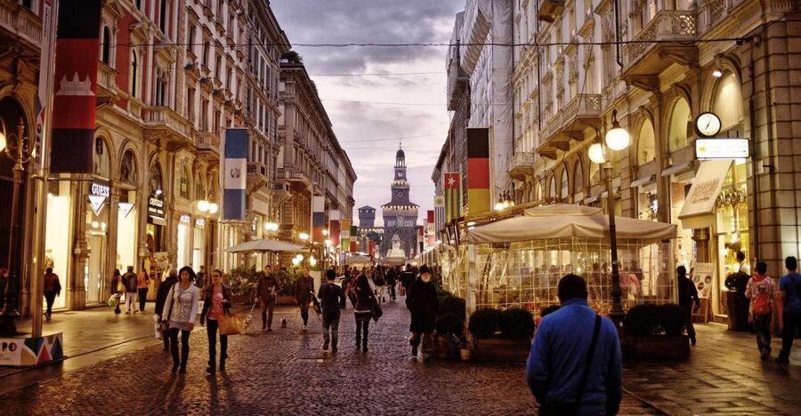 2-Hour Milan by Night Walking Tour - Walking through Galleria Vittorio Emanuele II