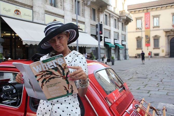 2 hour Vintage Fiat 500 Central City Tour in Milan - The Duomo from Via Larga