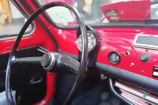 2 hour Vintage Fiat 500 Central City Tour in Milan - How much value do you get for $362.95?