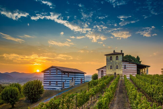 Bergamo and Franciacorta with lunch and cellar visit - Bergamo’s Città Alta, three hours among old walls