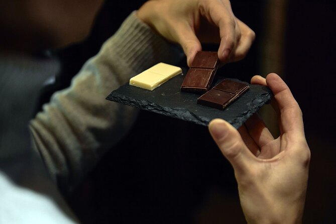 Chocolate Experience at La Fabbrica del Cioccolato in Milan - The tasting of three to five grand cru chocolates