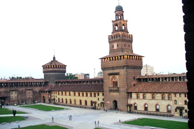 Delicious! Milan's Favorite Food Tour - Brera, Milan’s art and design quarter