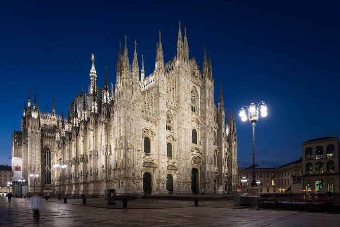 Exclusive Private tour of Milan with pickup - Galleria Vittorio Emanuele II and Milanese style