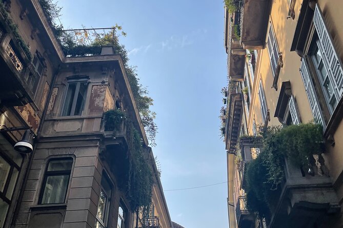 Explore History and Style with this Walking Tour in Milano - A balanced look at the strengths and limits