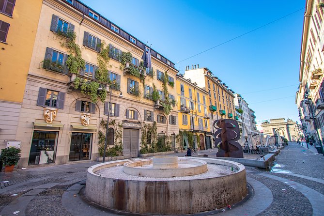 Explore Milan in 90 minutes with a Local - Why the eight-person limit matters