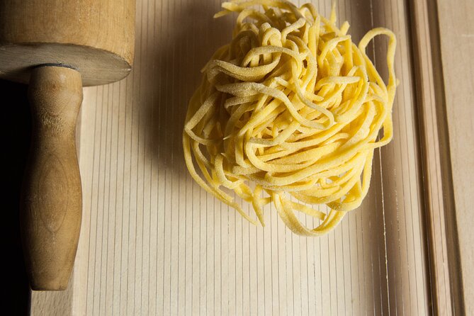Fresh Homemade Pasta and Tiramisu Cooking Class in Milan - A small group with a very personal host