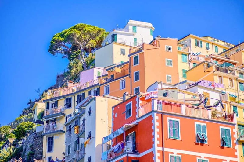 From Milan:Cinque Terre National Park with Limoncino Tasting - How much walking should you expect?
