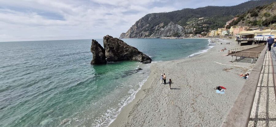 From Milan: Cinque Terre with Portovenere and Boat Cruise - Portovenere and its two-hour coastal pause