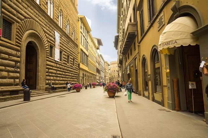 From Milan: Discover Florence & Pisa on an Exciting Full-Day Tour - What you can and cannot fit into Florence