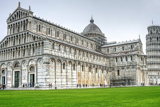 From Milan: Discover Florence & Pisa on an Exciting Full-Day Tour - Pisa’s Piazza dei Miracoli in one focused hour
