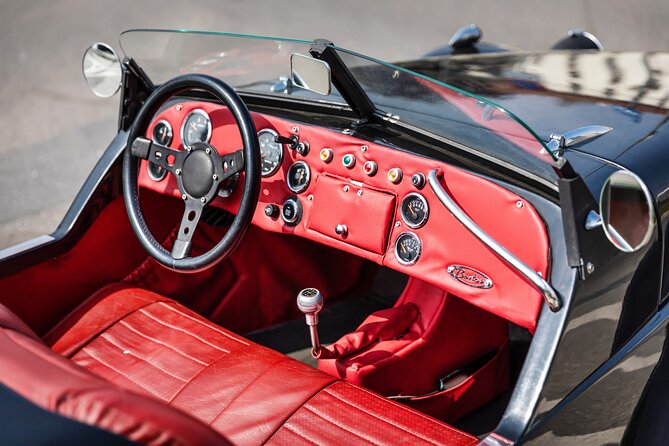 From Milan | Drive a vintage car on Lake Como - Menaggio ends the northbound sightseeing