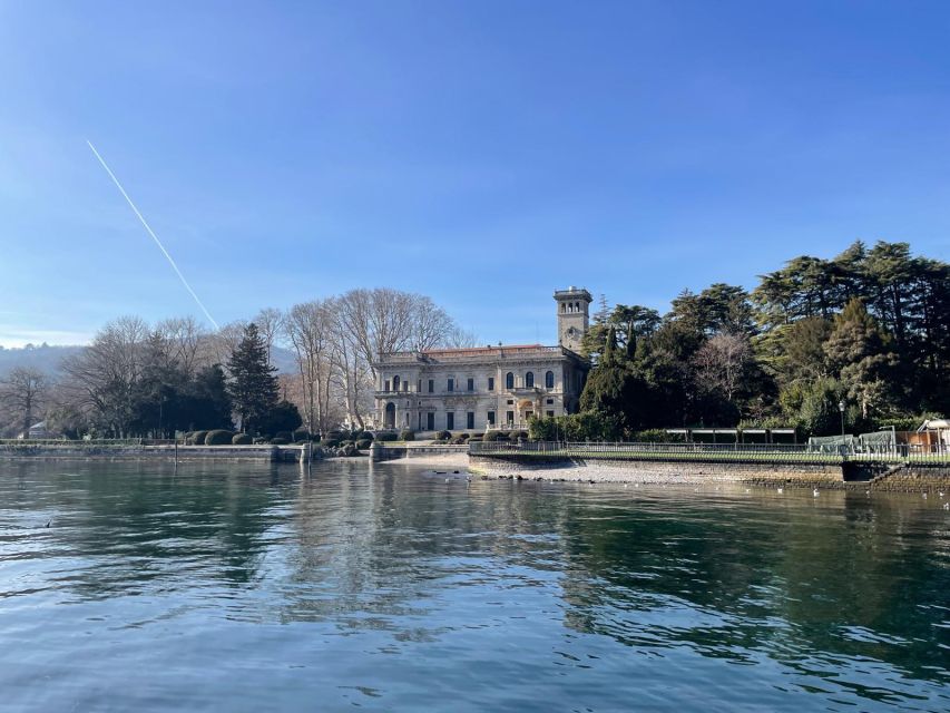 From Milan: Lake Como Day Trip Bellagio and Villa Carlotta - The guide makes the logistics easier