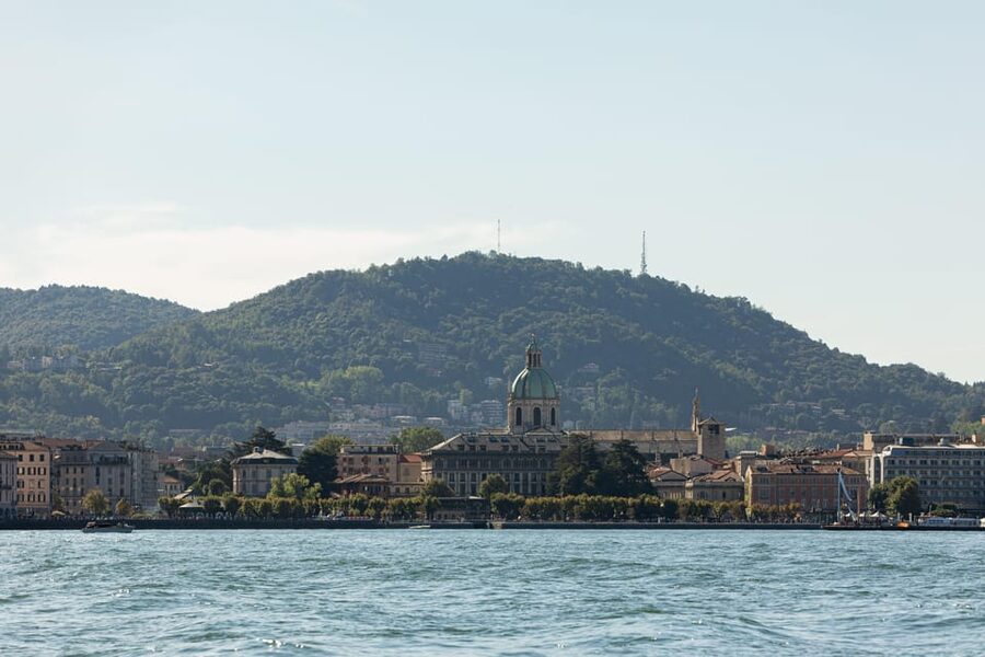 From Milan: Varenna, Bellagio, and Como Day Trip - Varenna and the Lovers’ Walk from April