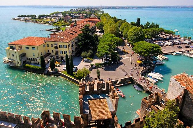 Full-Day Lake Garda and Desenzano del Garda from Milan - small group tour - Free time for lunch, walking, and shopping