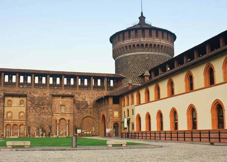 Guided Tour: Discover Sforza Castle and Michelangelo's Art - Leonardo da Vinci’s Milan years
