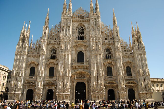 Highlights of Milano Private Walking Tour: Duomo, Castle & Gelato - The Duomo and the Madonnina