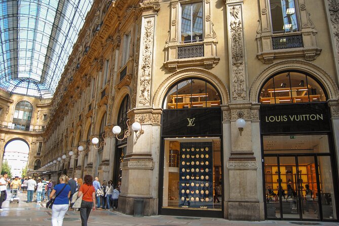 Highlights of Milano Private Walking Tour: Duomo, Castle & Gelato - La Scala and Leonardo in the longer option