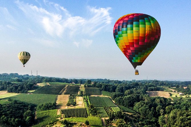 Hot air balloon flight Milan weekend - Watching the Balloon Come to Life