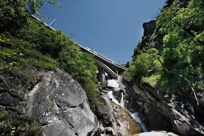 Interlaken and the Green Train of Swiss Alps Day Trip from Milan - What to do with limited time in Interlaken