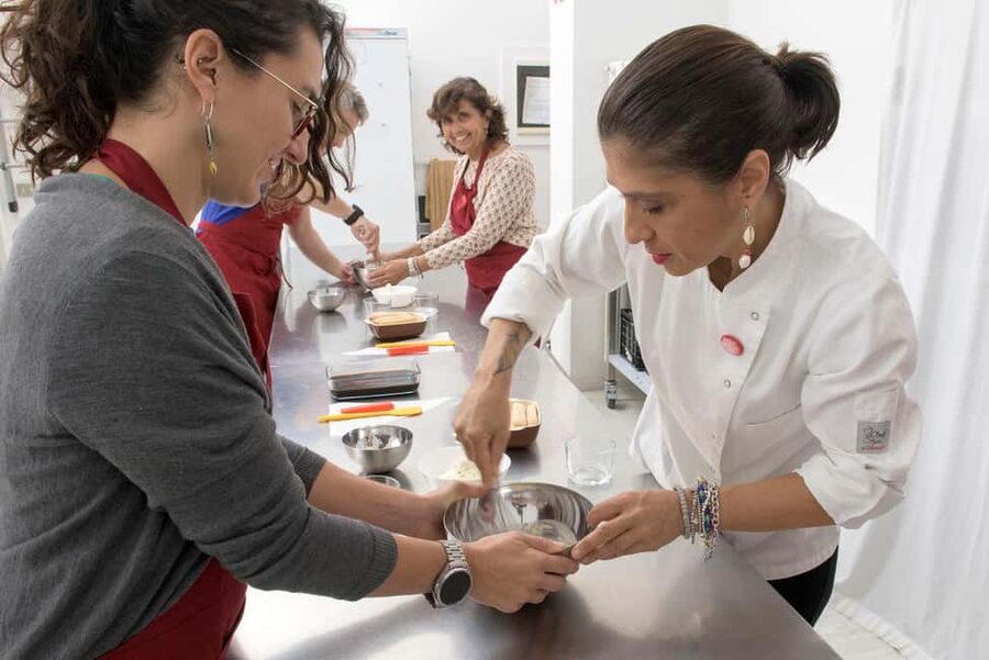 International aperitif + cooking class in Italian - A cooking class built around conversation