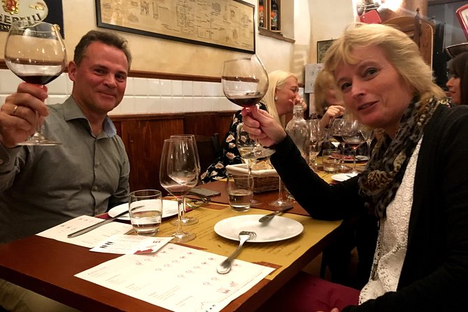 Italian Wine Tasting in Milan - How the three-wine tasting unfolds