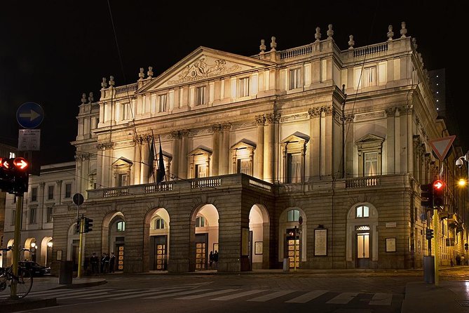 La Scala Theatre and Museum Tour in Milan With Private Guide - What this one-hour La Scala visit really offers