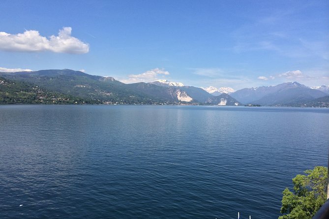Lake Como Cruise from Milan - Semi Private tour - Exploring Como on foot
