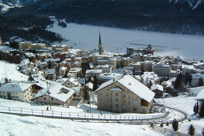 Lake Como cruise, St.Moritz and Bernina Red Train - Meeting point, documents, and group size