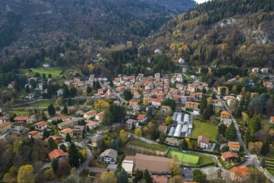 Lake Como trekking private guided tour, from Milan