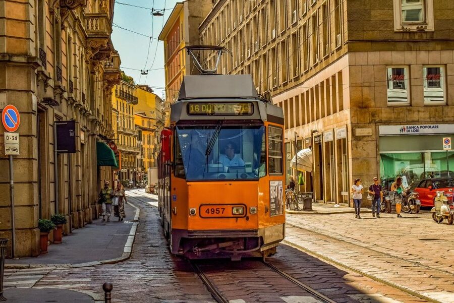 Milan: 2.5-Hour City Tour by Tram - Tram No. 3 and the possible Navigli finish