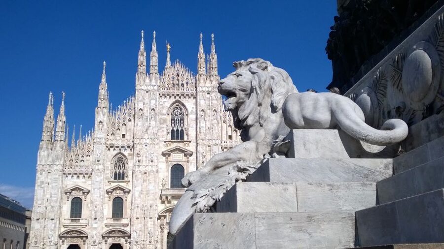 Milan 3–Hour Cultural Bike Tour - Why a bicycle works well in central Milan