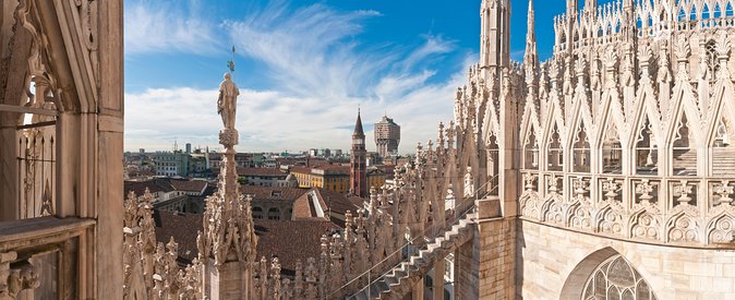Milan: Best of Skip-the-Line Duomo Rooftops Guided Tour - Walking among the marble spires