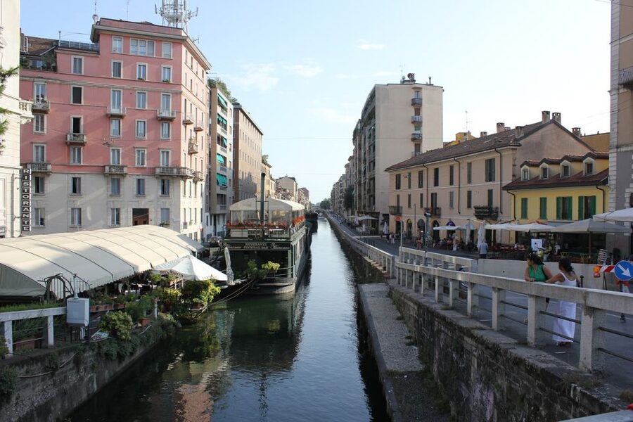 Milan: Best of the Highlights Walking Tour - Why this Milan walk works well for a first visit