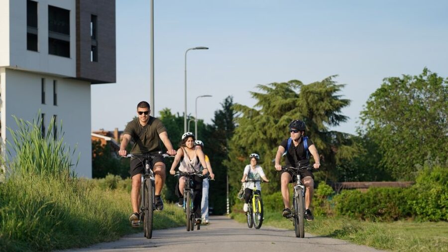 Milan: Bike Tour with Picnic on the turtle lake - What the wildlife sightings add