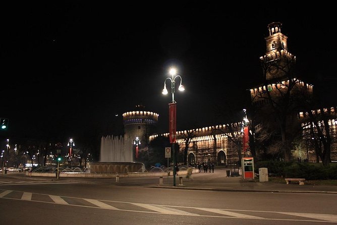 Milan by night walking experience - How the price compares with the experience