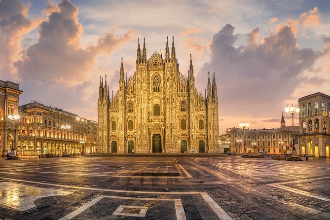 Milan: Cathedral and Duomo's Rooftop Guided Tour - How the rooftop handoff works