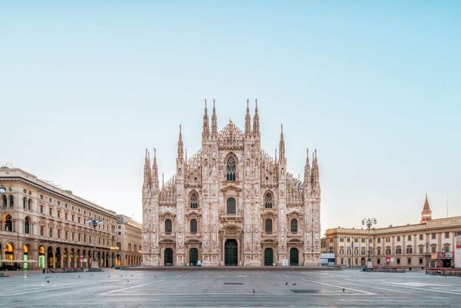 Milan: Cathedral and Terraces Guided Experience - Entering the cathedral after security