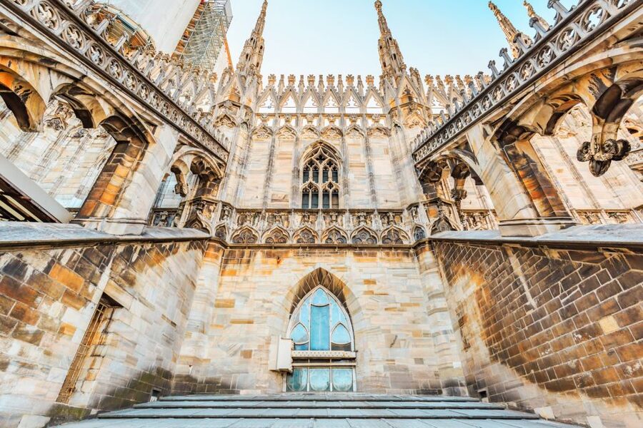 Milan: Cathedral and Terraces Guided Experience - What the guides add to the experience