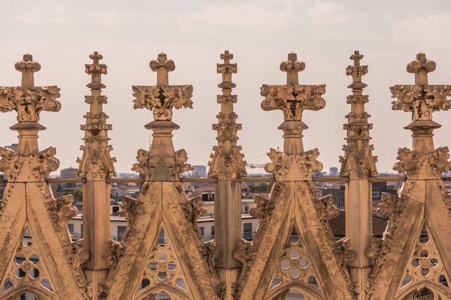 Milan: Cathedral Rooftop Tour - Reaching the golden Virgin Mary