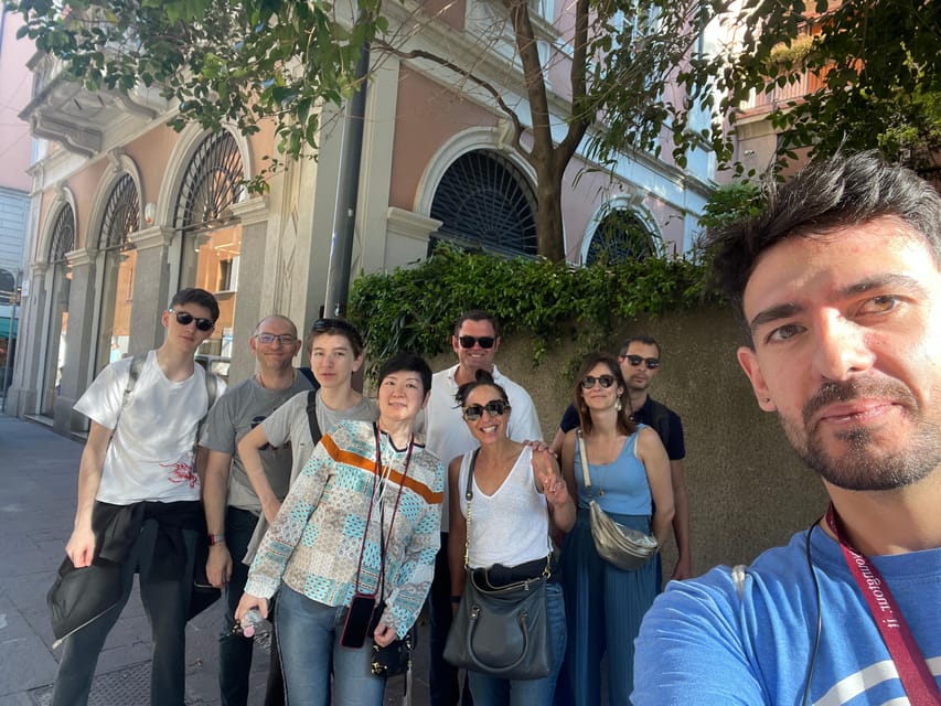 Milan: City Highlights Bike Tour - Starting beside the Duomo