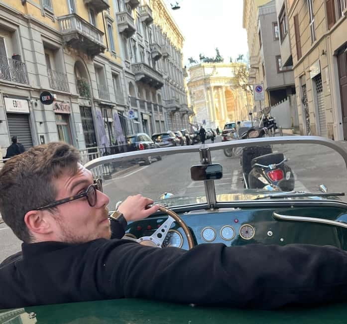 Milan: City Highlights Private Tour by Vintage Car - Why a vintage car works well in Milan
