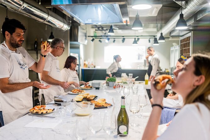 Milan Cooking Class: Authentic Pizza & Gelato Making - Quick takeaways for your Milan food class