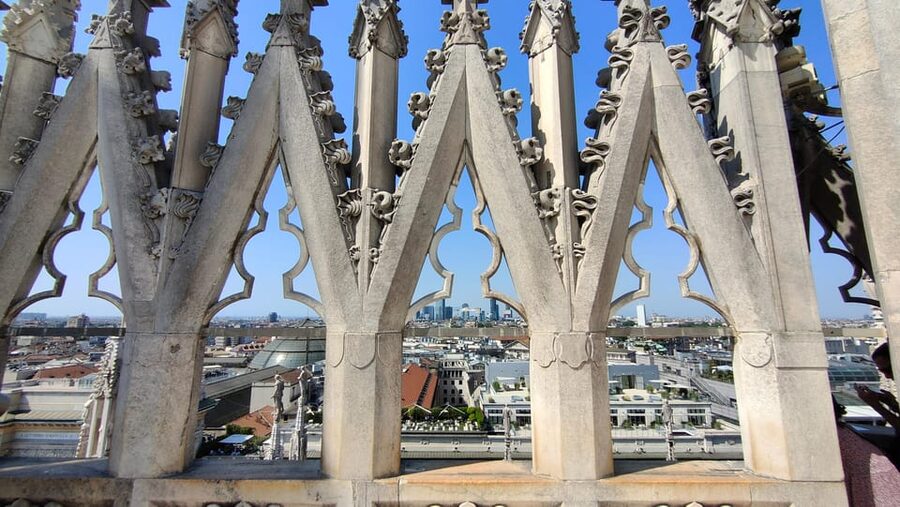 Milan: Da Vinci's Last Supper & Duomo Rooftop Terraces Tour - Santa Maria delle Grazie and the Last Supper