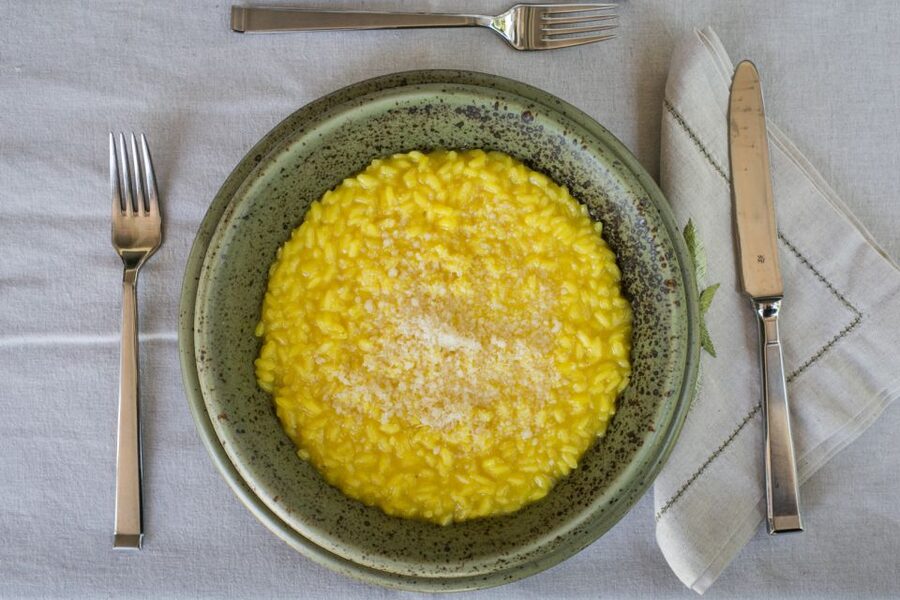 Milan: Dining Experience at a Local's Home - Three courses, from starter to pasta to dessert