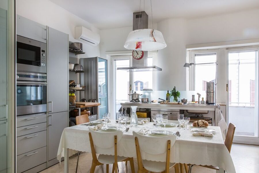 Milan: Dining Experience at a Local's Home - Timing, dietary needs, and practical planning