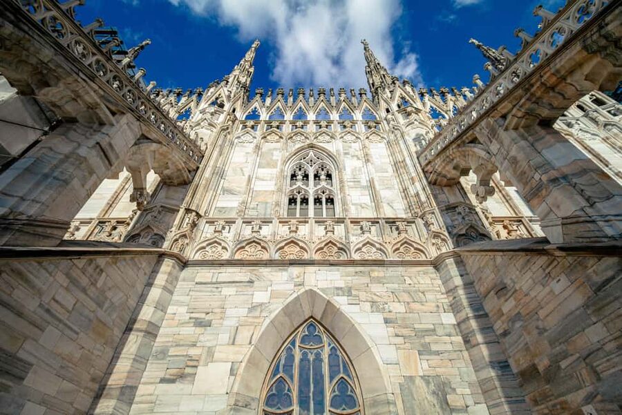 Milan Duomo Cathedral and Rooftop Terrace Guided Tour - The best time to climb Milan’s roof