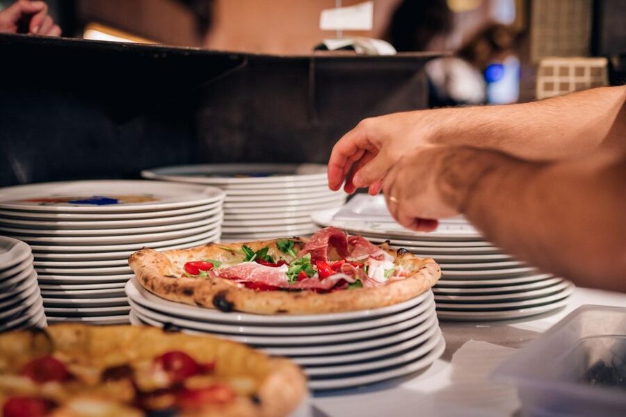 Milan: Duomo, Galleria, Brera, & Pizza Tasting Private Tour - What a private three-hour format changes