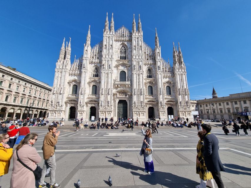 Milan: Duomo Rooftop and Cathedral Guided Tour with Tickets - Taking the lift, then climbing the final 80 steps