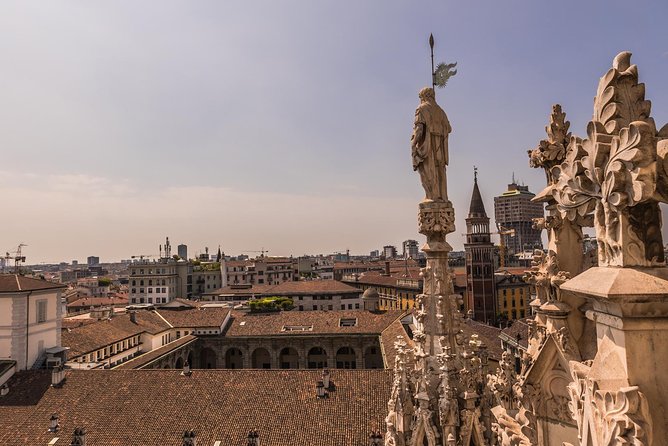 Milan Duomo Rooftop Terrace Guided Tour - Meeting at Mondadori in Piazza del Duomo