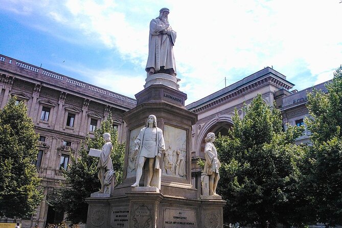 Milan Duomo, Sforza Castle and Pieta Guided Tour with Tickets - Michelangelo’s Pietà Rondanini inside the castle museum